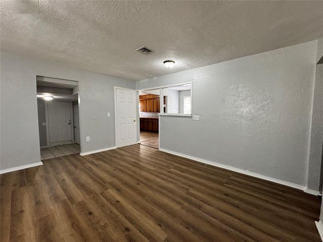 938 SW 62nd Street, Oklahoma City, OK 73139