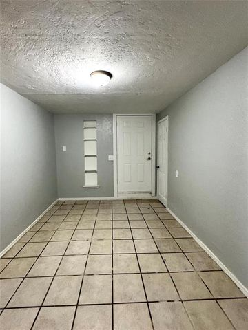 938 SW 62nd Street, Oklahoma City, OK 73139