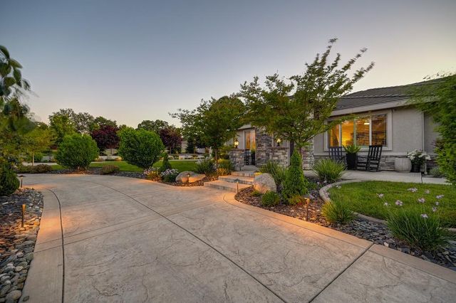 7527 Country Oaks Ln, Orangevale, CA 95662