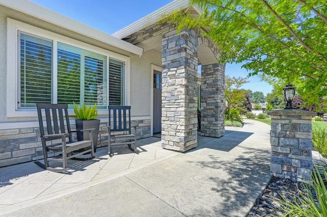 7527 Country Oaks Ln, Orangevale, CA 95662