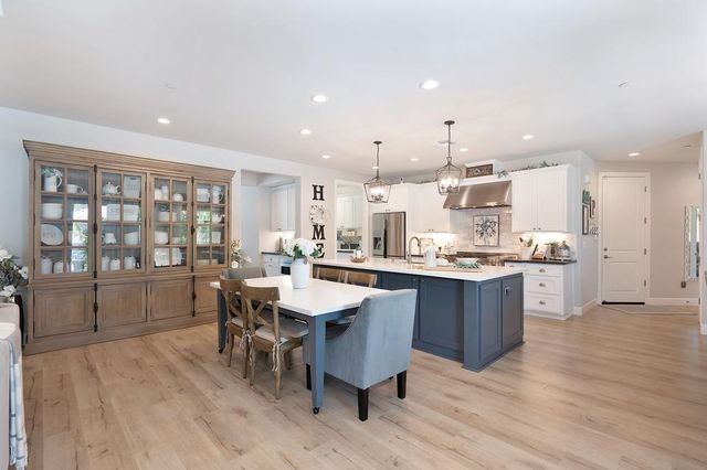 7527 Country Oaks Ln, Orangevale, CA 95662