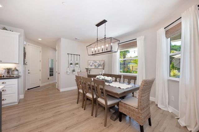 7527 Country Oaks Ln, Orangevale, CA 95662