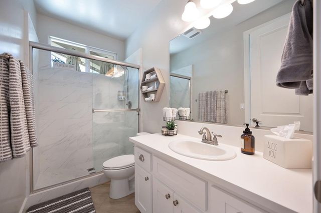 7527 Country Oaks Ln, Orangevale, CA 95662