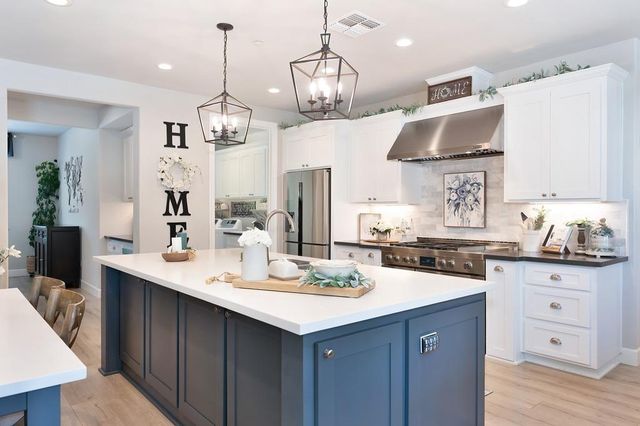 7527 Country Oaks Ln, Orangevale, CA 95662