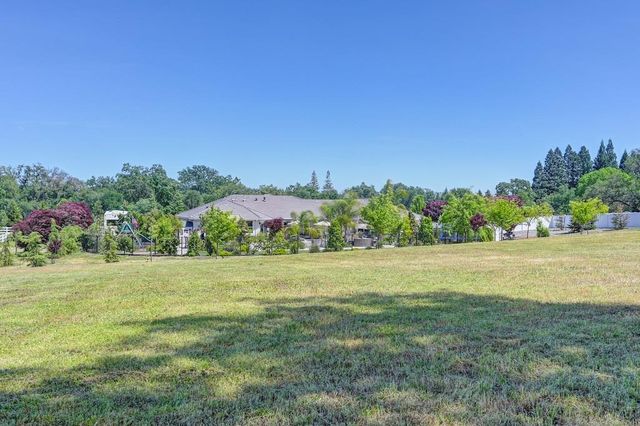 7527 Country Oaks Ln, Orangevale, CA 95662