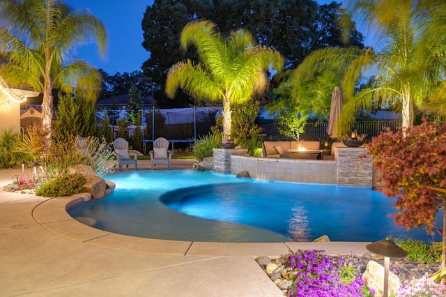 7527 Country Oaks Ln, Orangevale, CA 95662