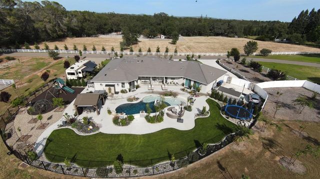 7527 Country Oaks Ln, Orangevale, CA 95662