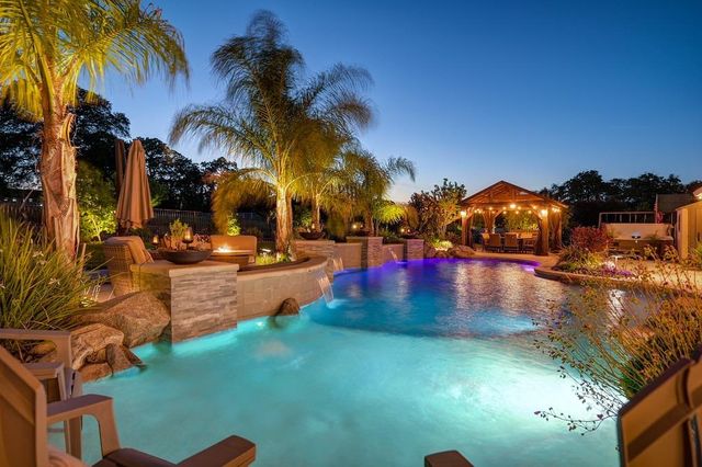 7527 Country Oaks Ln, Orangevale, CA 95662