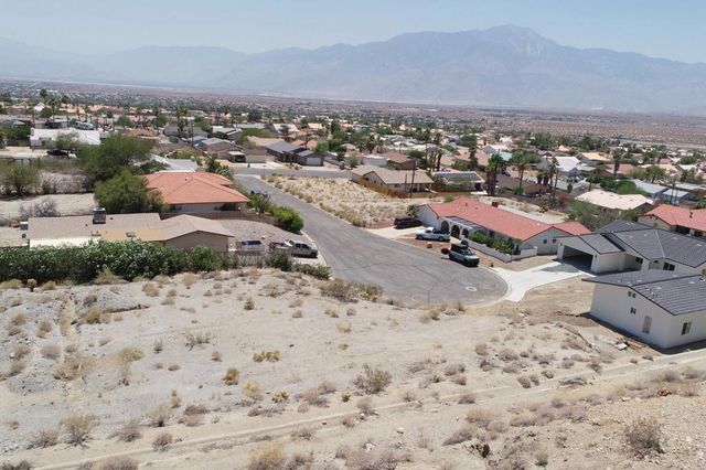 0 Calle Fundador, Desert Hot Springs, CA 92240