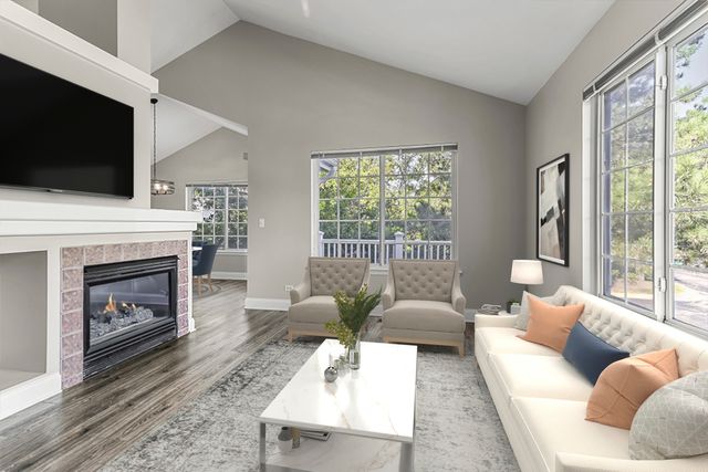 161 Lucerne Court, Wheeling, IL 60090