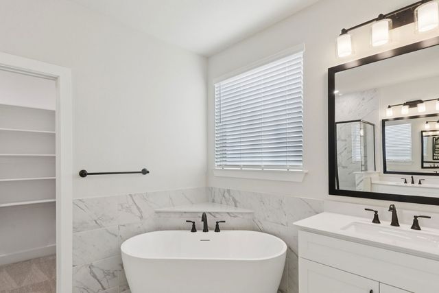3726 Blooming Prairie Drive, Crandall, TX 75114
