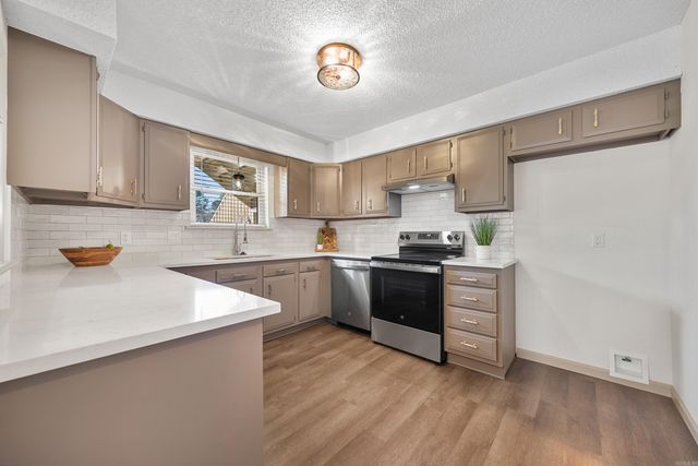 160 Cooper St Apt 17B, Hot Springs, AR 71913