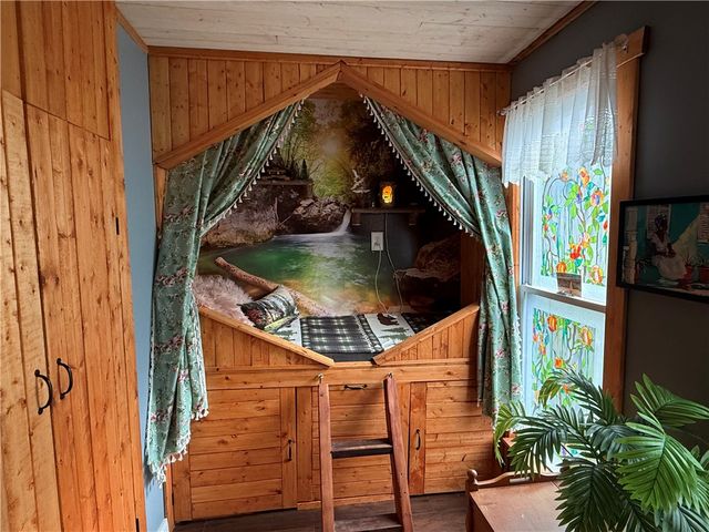 26 Russell Street, Canisteo, NY 14823