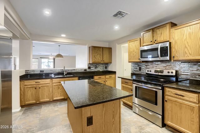 19273 N AUSTIN Court, Maricopa, AZ 85138