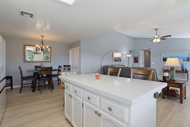 724 Adare Way, Galt, CA 95632