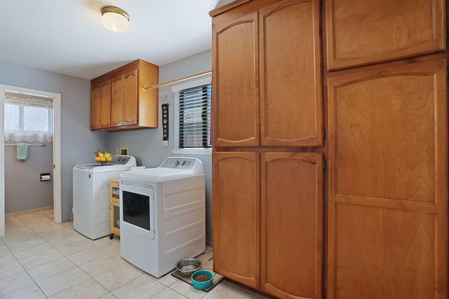 724 Adare Way, Galt, CA 95632