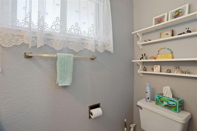 724 Adare Way, Galt, CA 95632