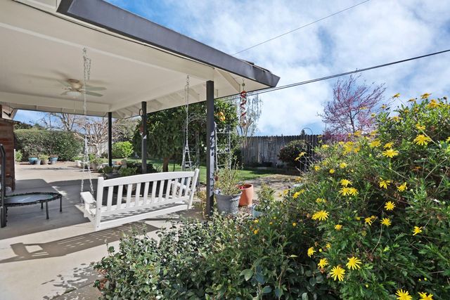 724 Adare Way, Galt, CA 95632