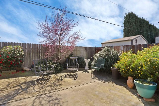 724 Adare Way, Galt, CA 95632