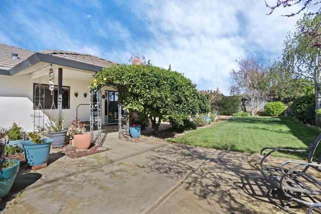 724 Adare Way, Galt, CA 95632