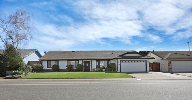 724 Adare Way, Galt, CA 95632