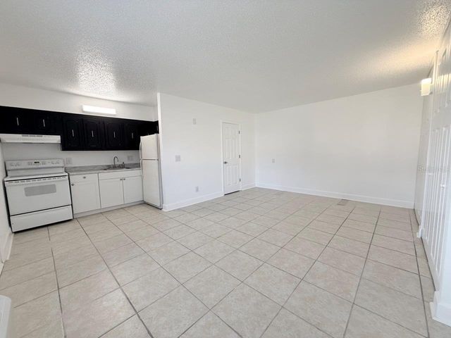 3301 58TH AVENUE S 302, St Petersburg, FL 33712