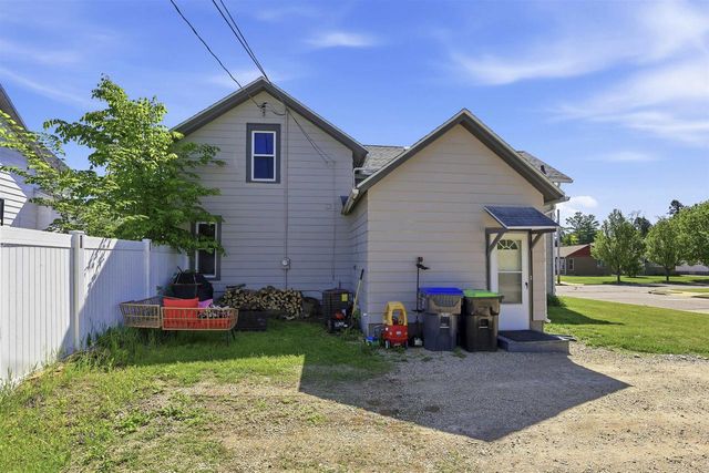 1013 WYMAN STREET, New London, WI 54961