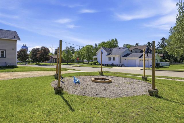 1013 WYMAN STREET, New London, WI 54961
