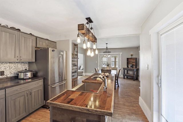 1013 WYMAN STREET, New London, WI 54961