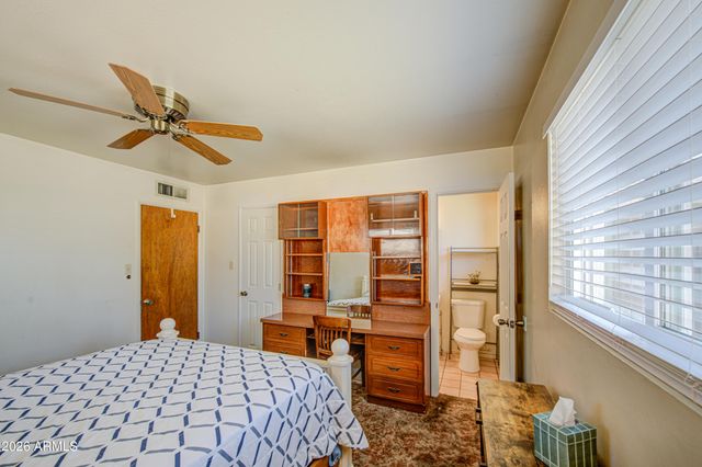 3432 W PALMAIRE Avenue, Phoenix, AZ 85051