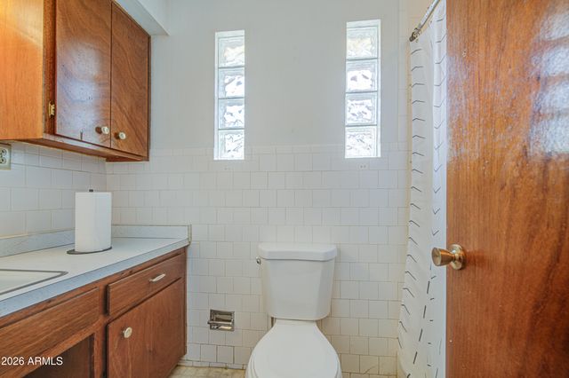 3432 W PALMAIRE Avenue, Phoenix, AZ 85051