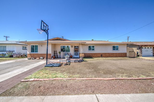 3432 W PALMAIRE Avenue, Phoenix, AZ 85051