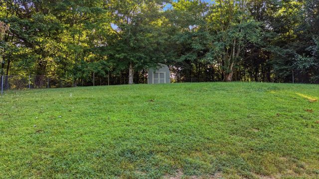 1337 Old Thatcher Road, Soddy Daisy, TN 37379
