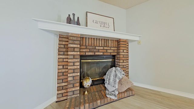 451 Chris Lane, Mary Esther, FL 32569