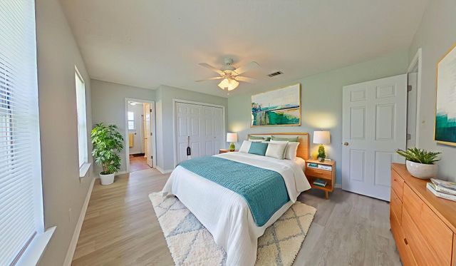 451 Chris Lane, Mary Esther, FL 32569