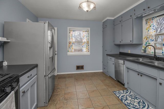 4934 Sheridan Avenue N, Minneapolis, MN 55430