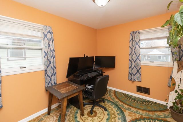 4934 Sheridan Avenue N, Minneapolis, MN 55430