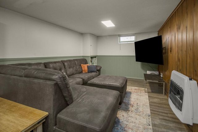 4934 Sheridan Avenue N, Minneapolis, MN 55430