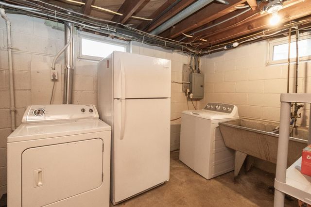 4934 Sheridan Avenue N, Minneapolis, MN 55430