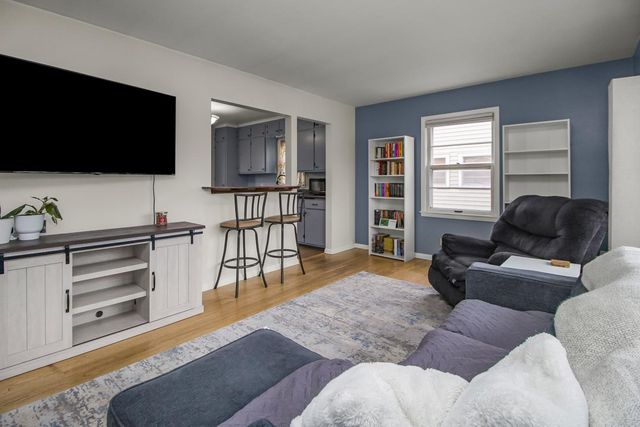 4934 Sheridan Avenue N, Minneapolis, MN 55430