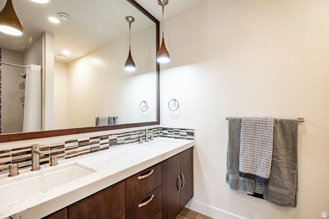 732 S NEBO CIR, Woodland Hills, UT 84653