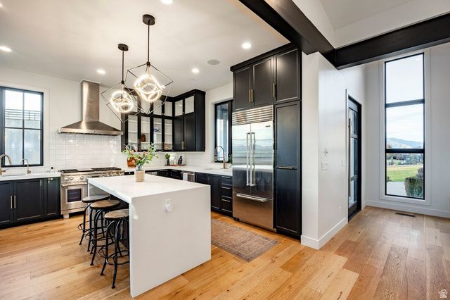 732 S NEBO CIR, Woodland Hills, UT 84653