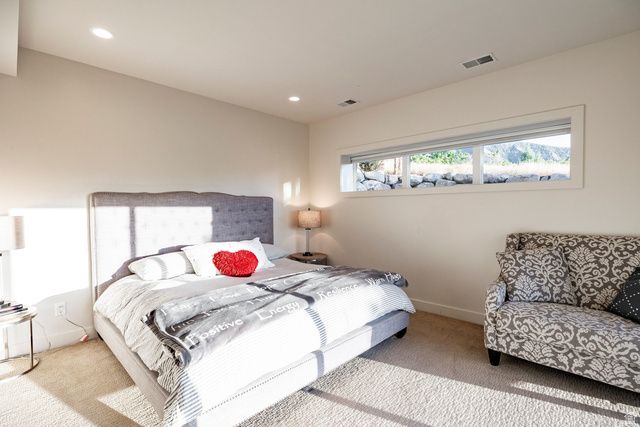 732 S NEBO CIR, Woodland Hills, UT 84653