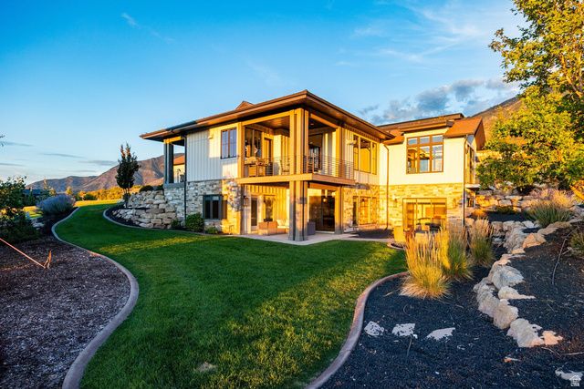 732 S NEBO CIR, Woodland Hills, UT 84653