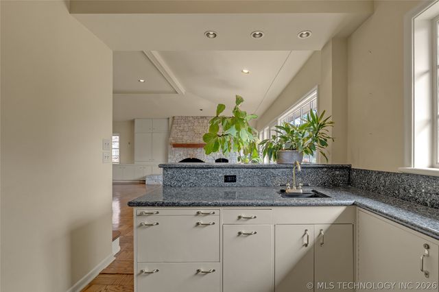 1764 E 30th Street, Tulsa, OK 74114