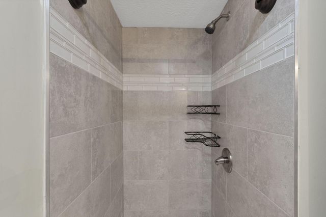 258 Wrexham Avenue, Columbus, OH 43223