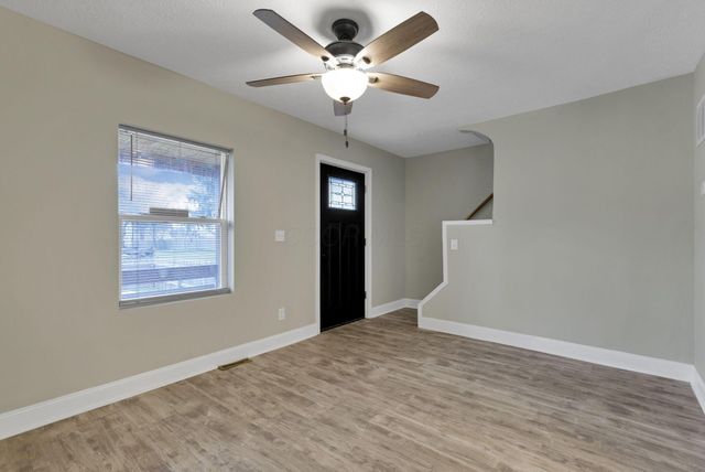 258 Wrexham Avenue, Columbus, OH 43223