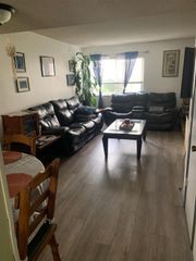 5820 Shadow Creek Dr #3, Sacramento, CA 95841