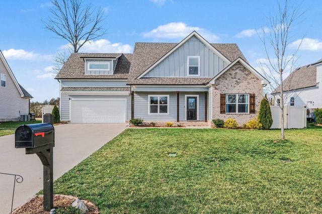 123 Macaw Ln, La Vergne, TN 37086