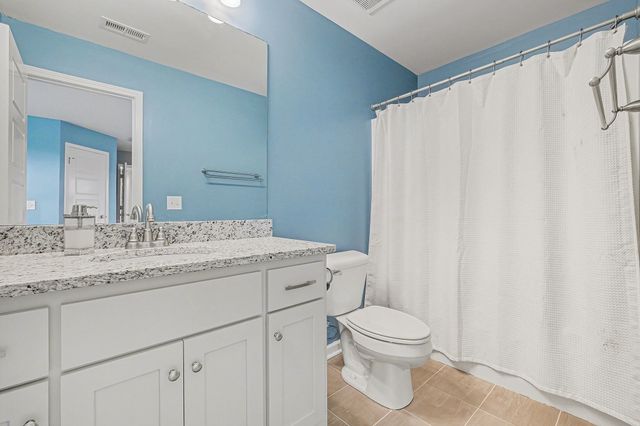 123 Macaw Ln, La Vergne, TN 37086